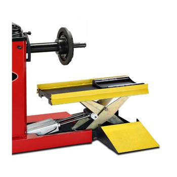 Vyvažovačka kol CORMACH MEC 200A-C TRUCK (2)